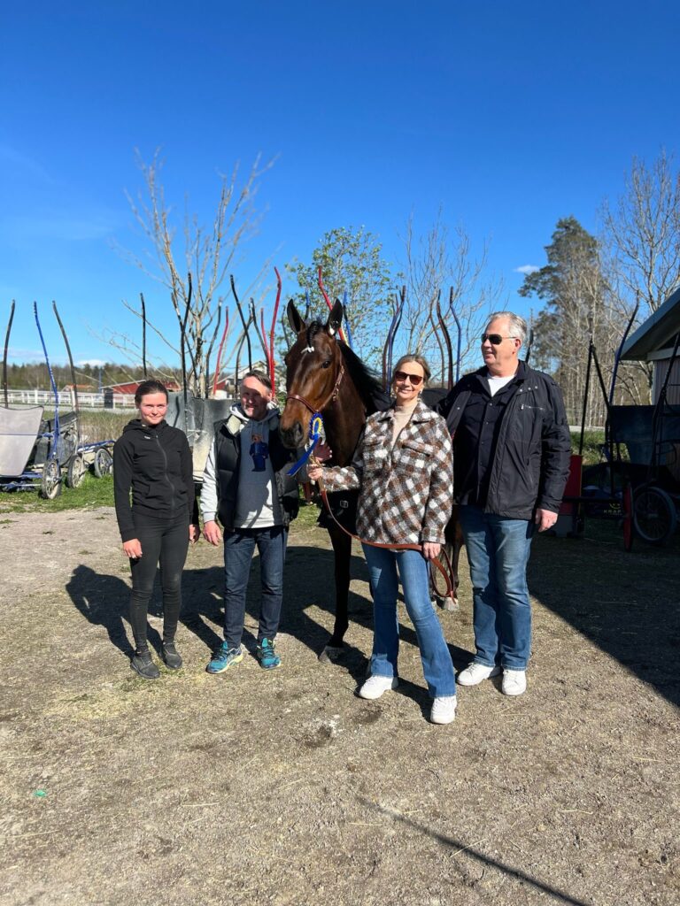 Henessi Joyride fortsatt obesegrad